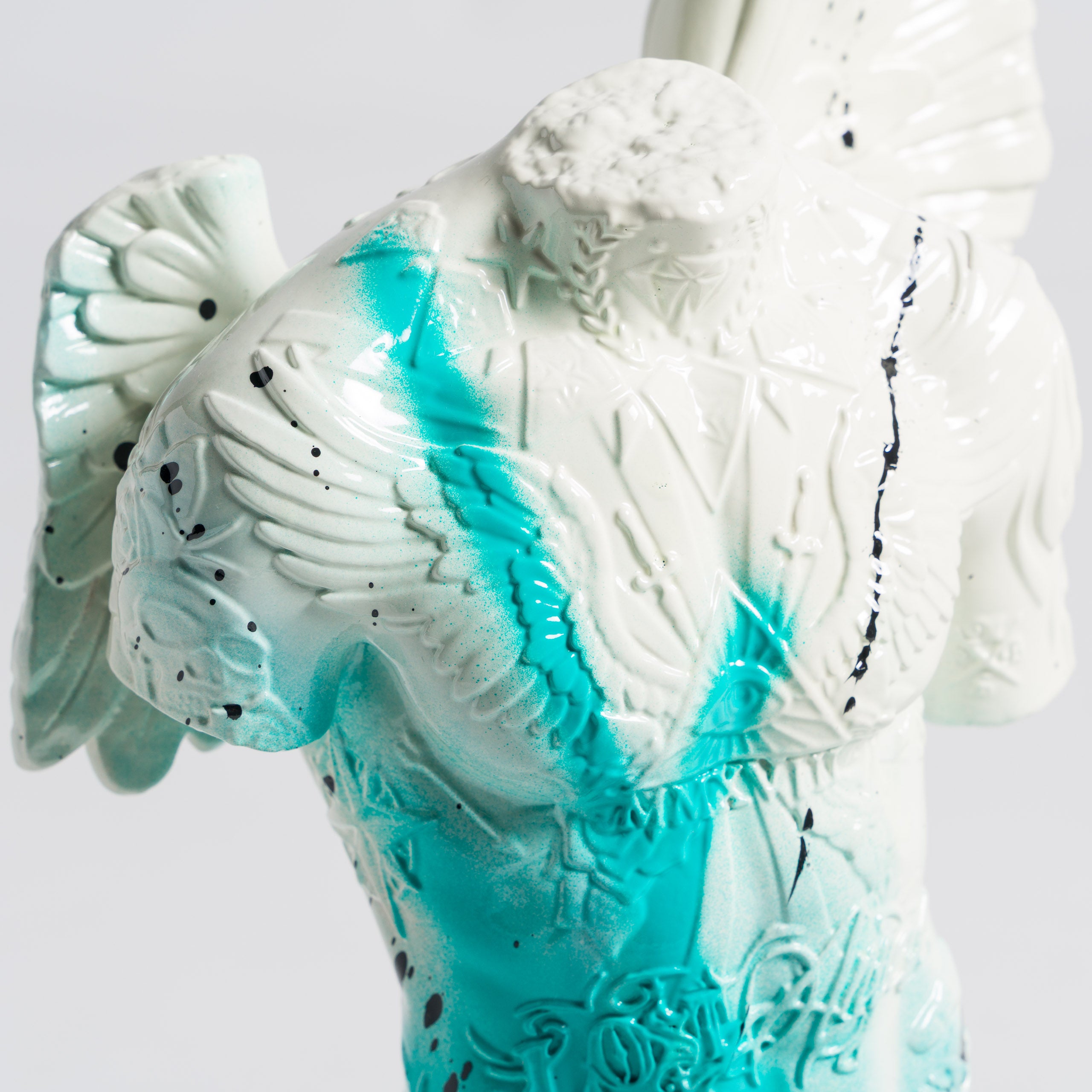 Fallen Angel | Mini White & Aqua