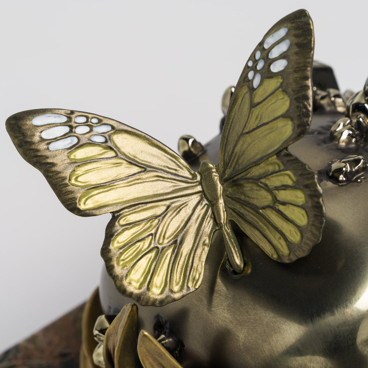 Of This Earth (Antique Smoked Chrome And Green)