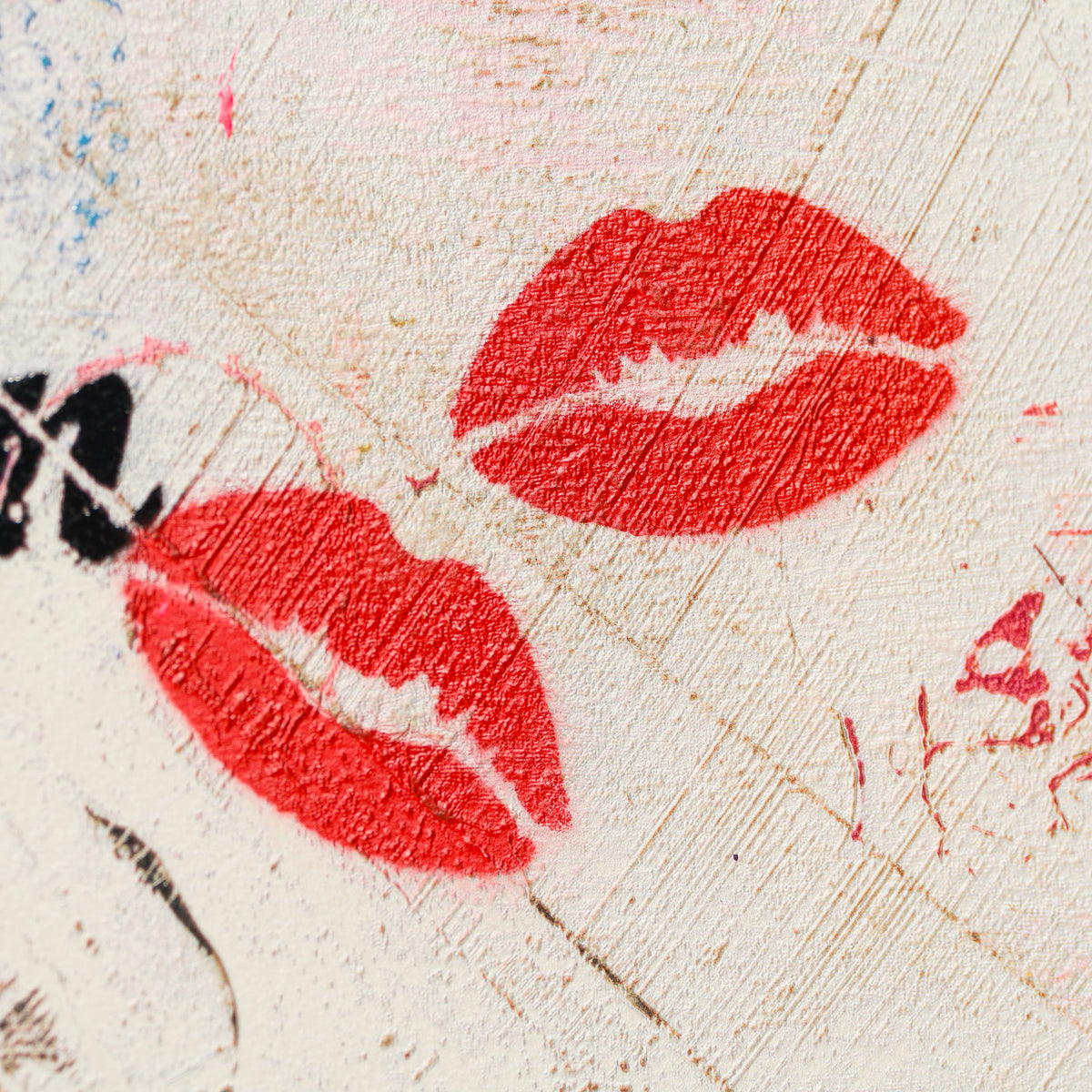Shut Up and Kiss Me | Pink | Unique XVI