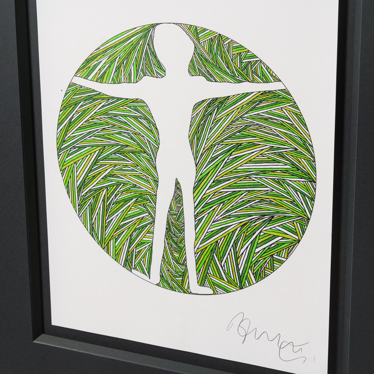 BCN ORI POR 33347 Man In The Long Grass (Green) 4