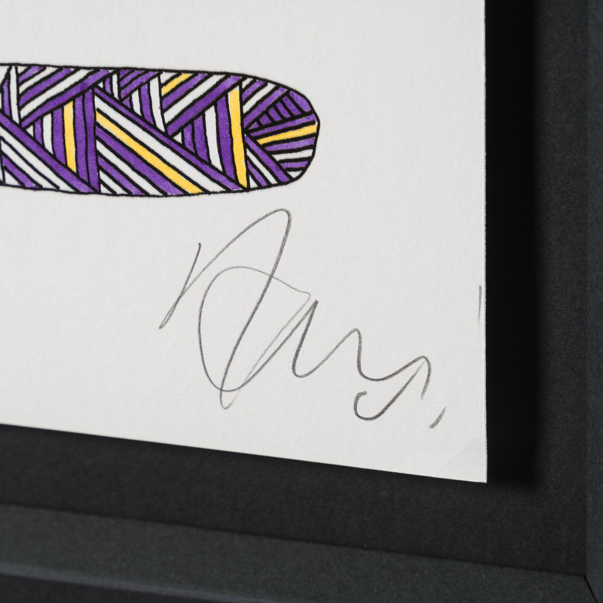 BCN ORI POR 33510 Extinct Scottish Amphibian (Purple & Yellow) 3