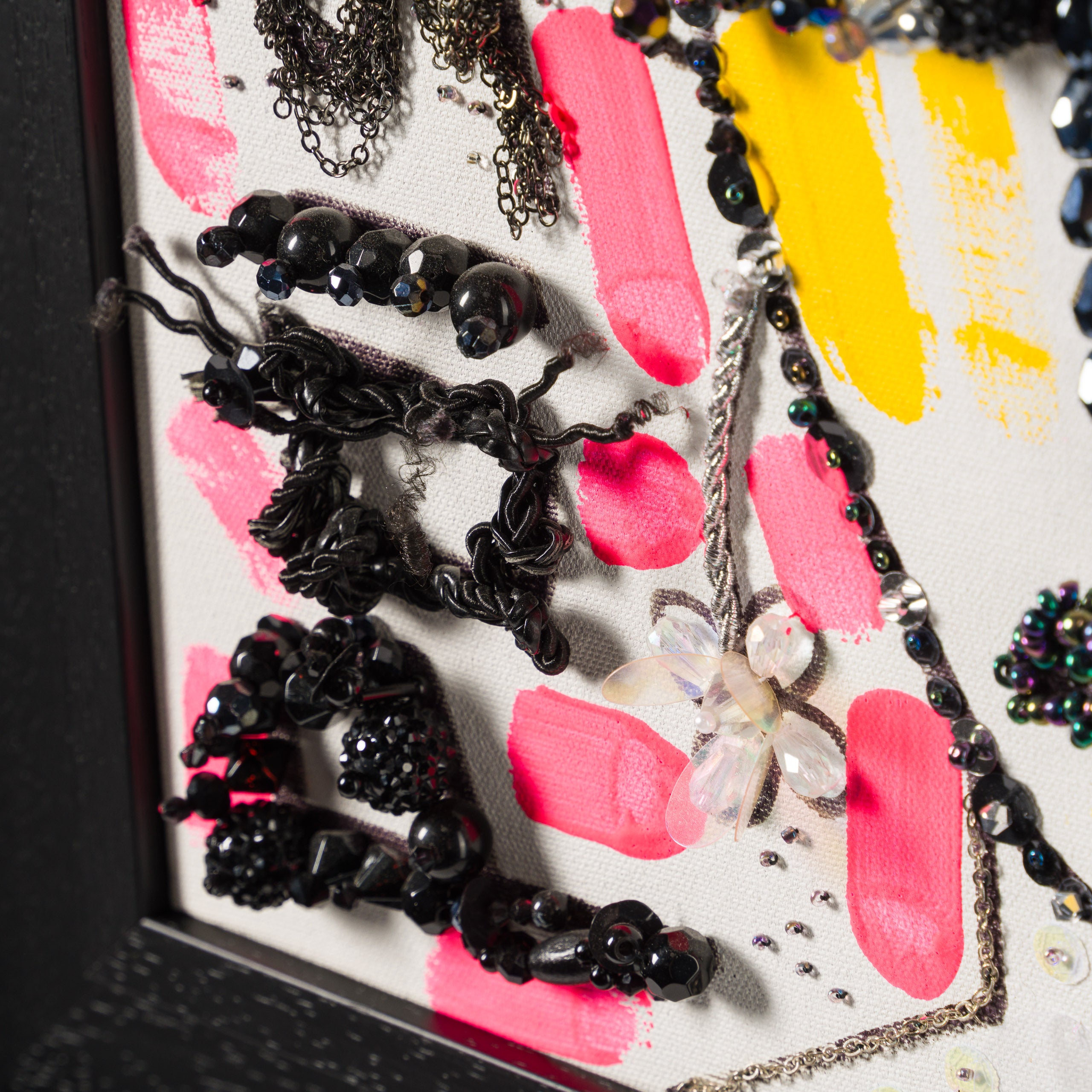 BGE ORI POR 34354 Poison And Roses 7