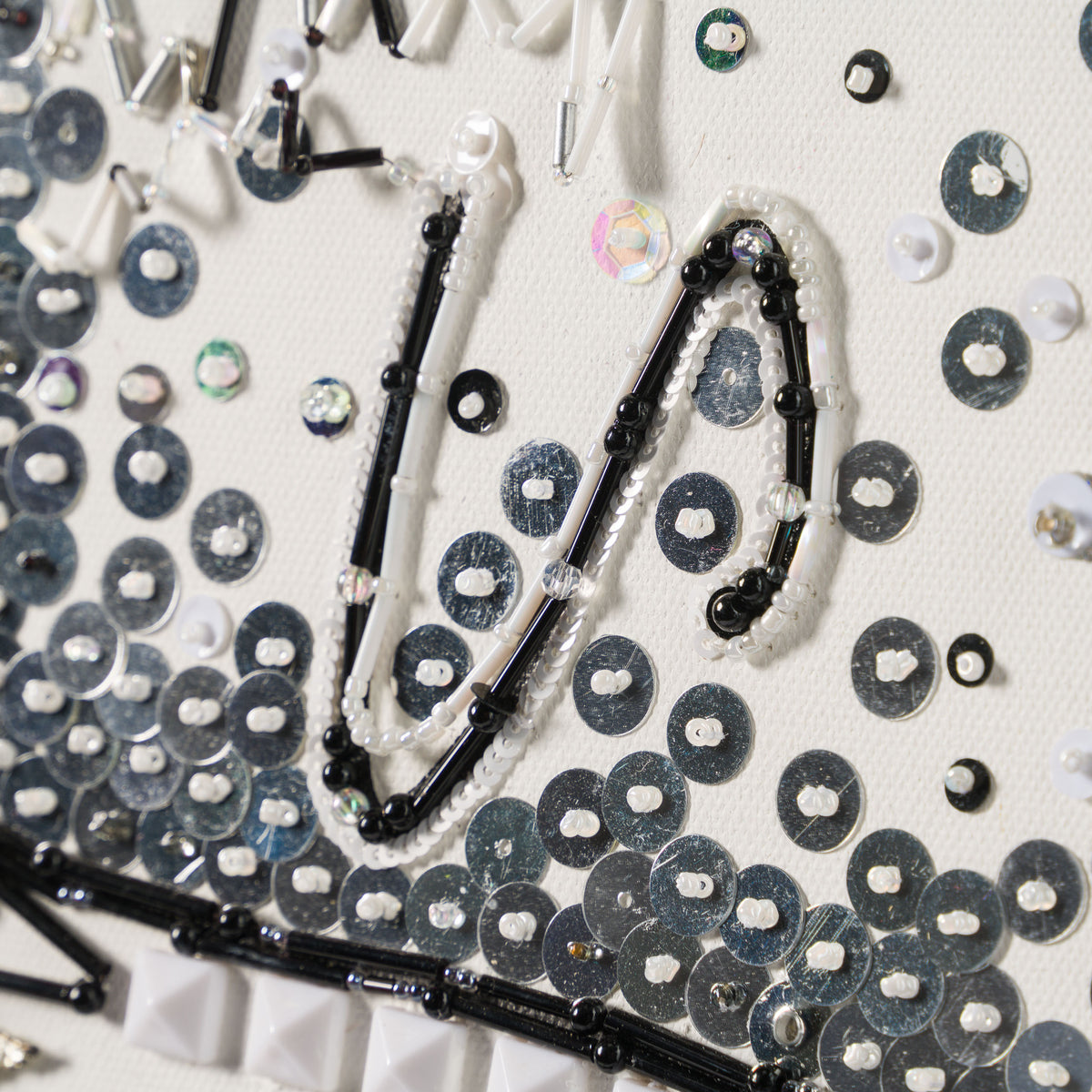 BGE ORI POR 34360 Identity Crisis 6