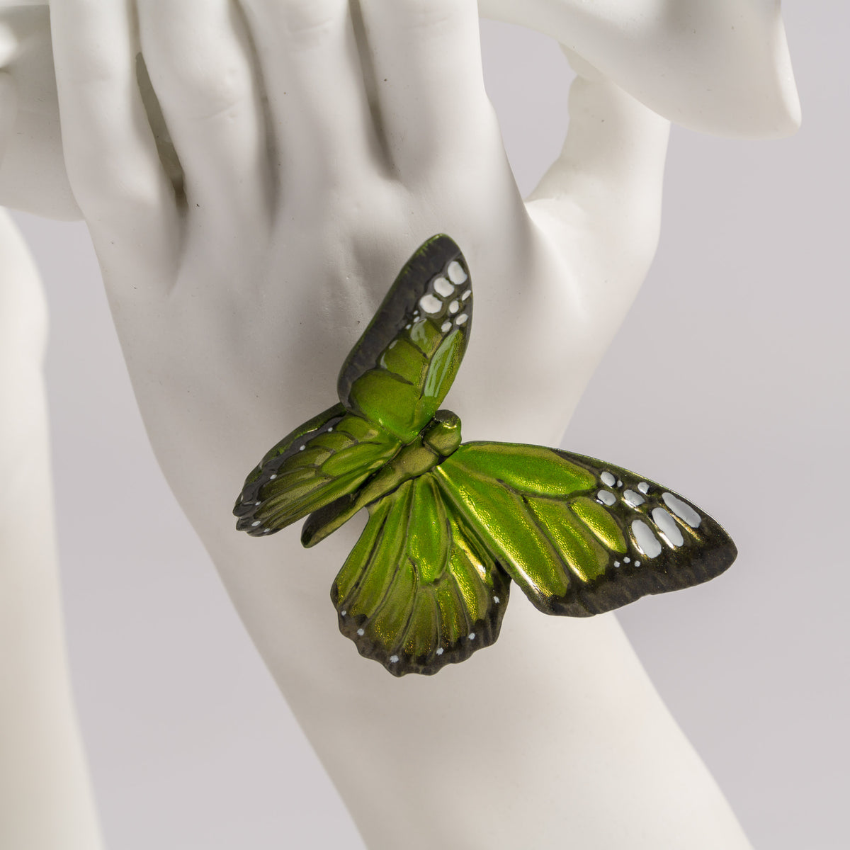 DLN Blind to the World Around Us (Green) 11