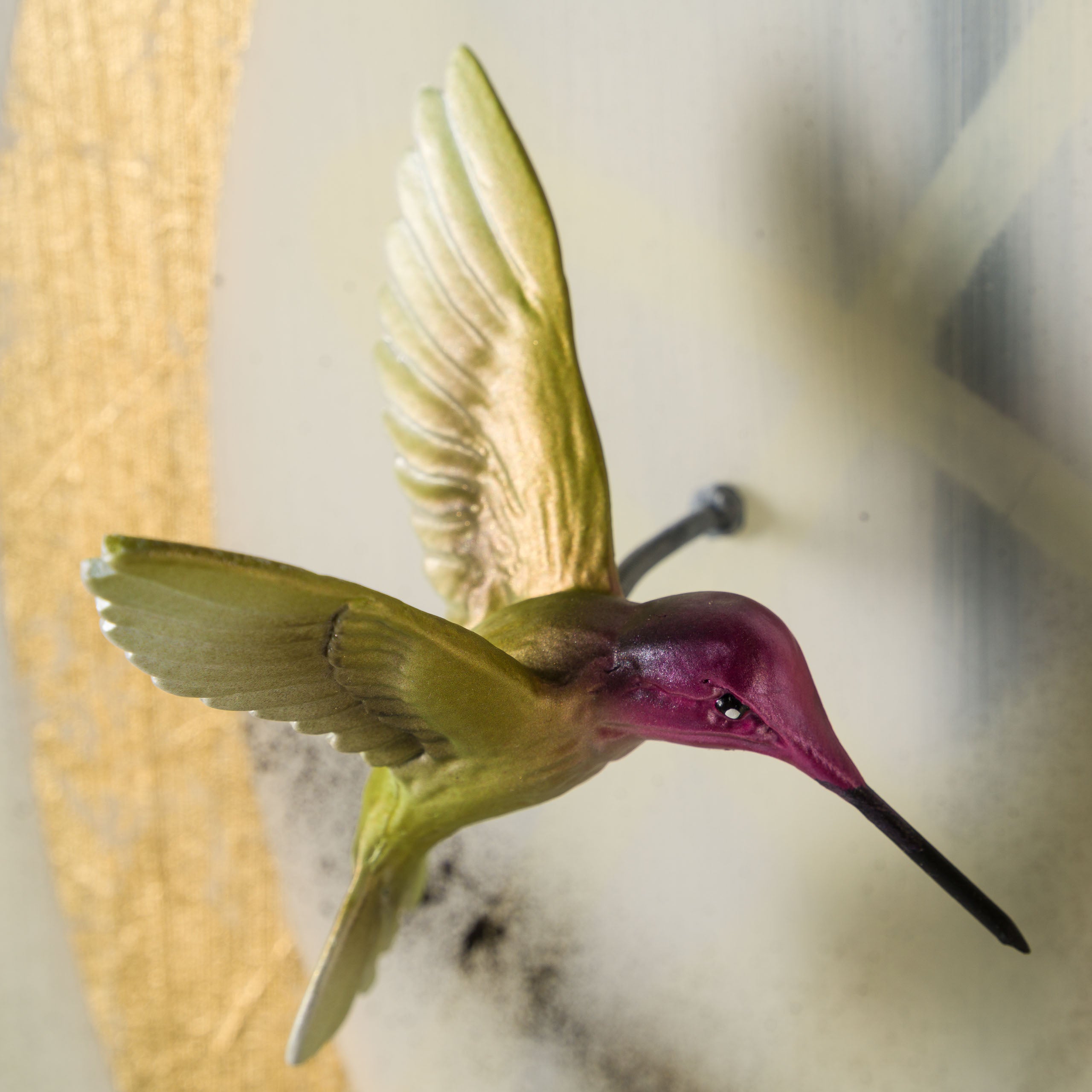 DLN ORI POR 30593 Not All Kings Wear A Crown (White) 4