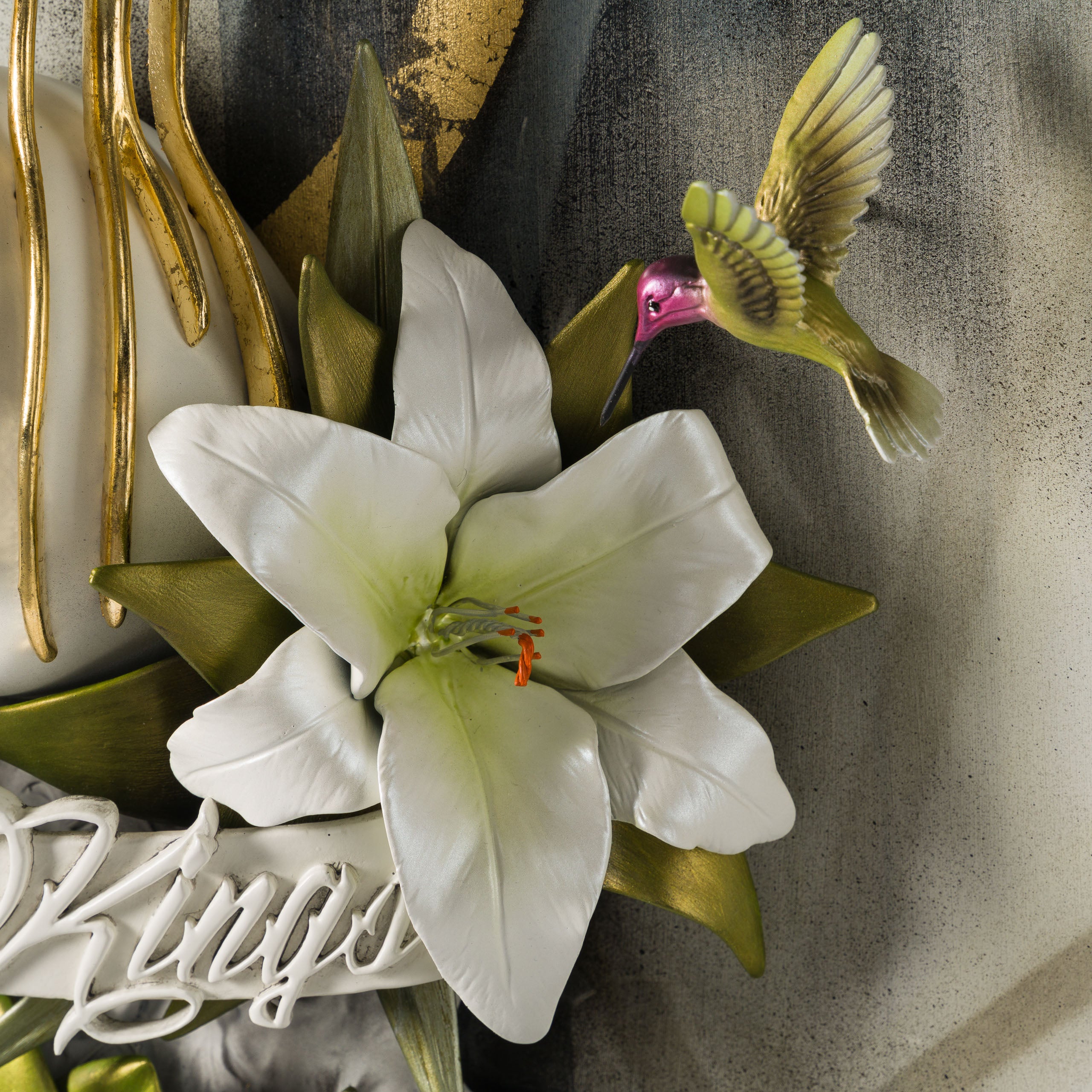 DLN ORI POR 30593 Not All Kings Wear A Crown (White) 5