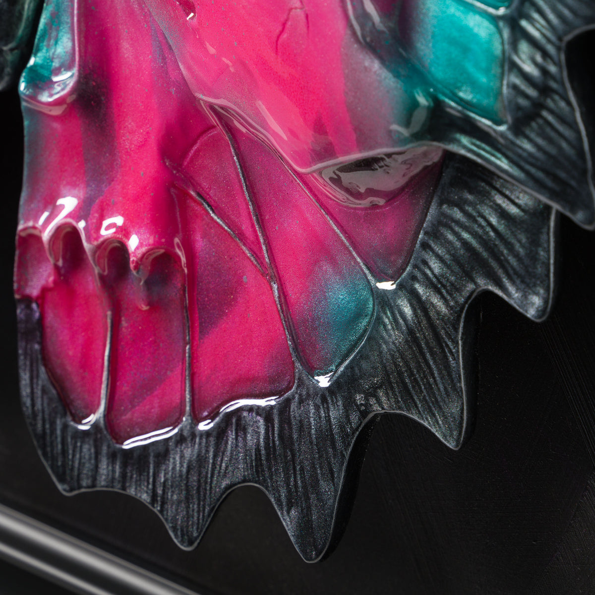 DLN ORI POR 31955 Skullfly (Pink And Teal Graffiti) 7