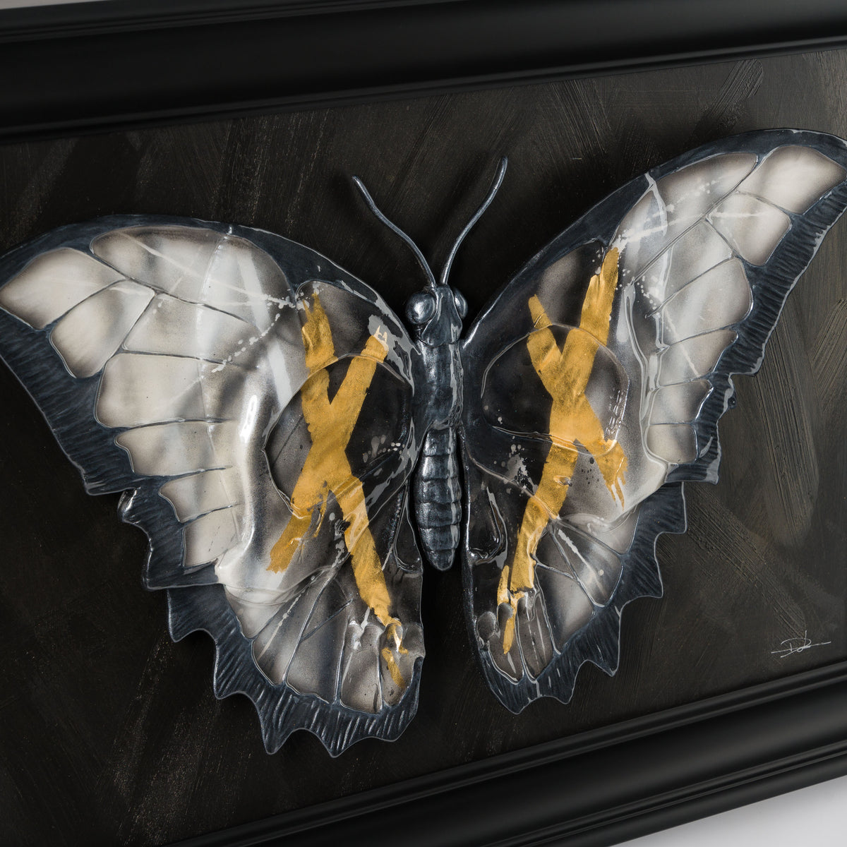 DLN ORI POR 31956 Skullfly (Gold Crosses) 9