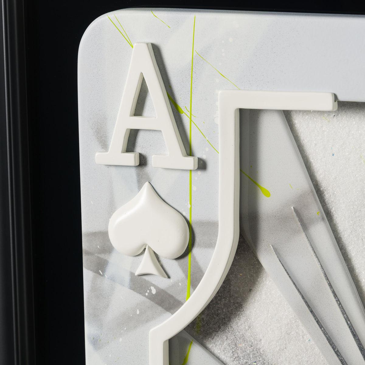 DLN ORI POR 33090 Stay Lucky (White & Lime Graffiti) 4