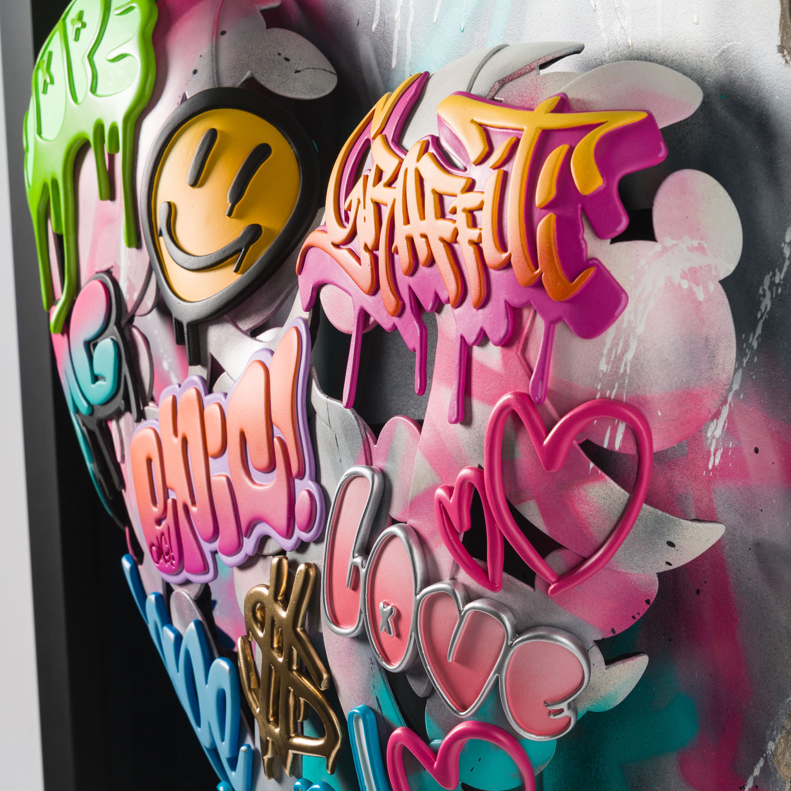 DLN ORI POR 33257 Urban Relic Heart (Pink & Teal) 3