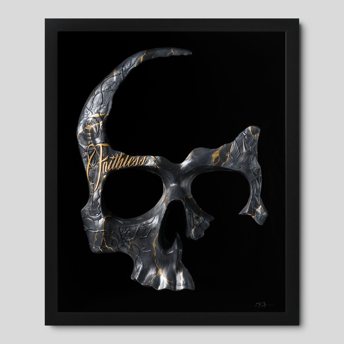 DLN ORI POR 33652 Faithless (Black Marble, Gold Veins) 1