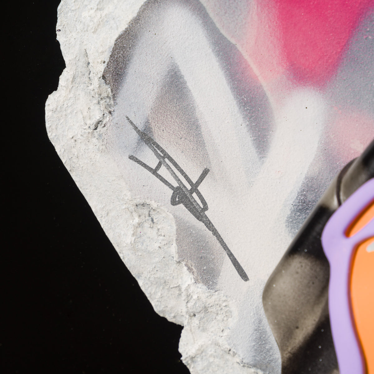 DLN ORI POR 34352 Big Bang (Grey White Pink Graffiti) 3