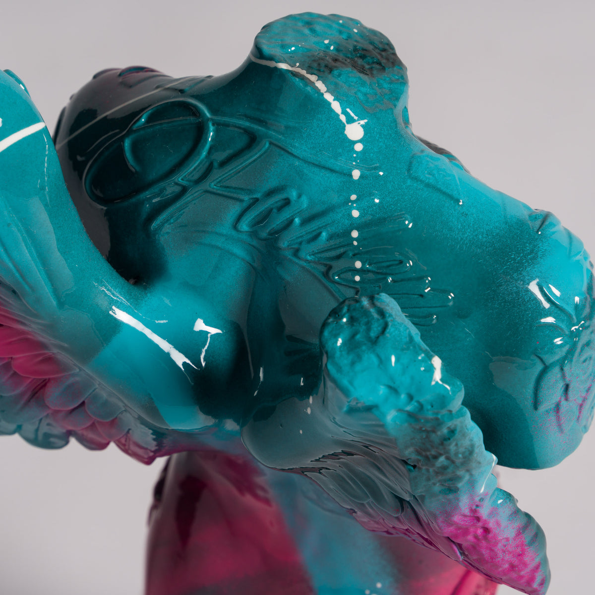 DLN ORI POR 34415 Fallen Angel (Mini Teal And Pink Graffiti) 8