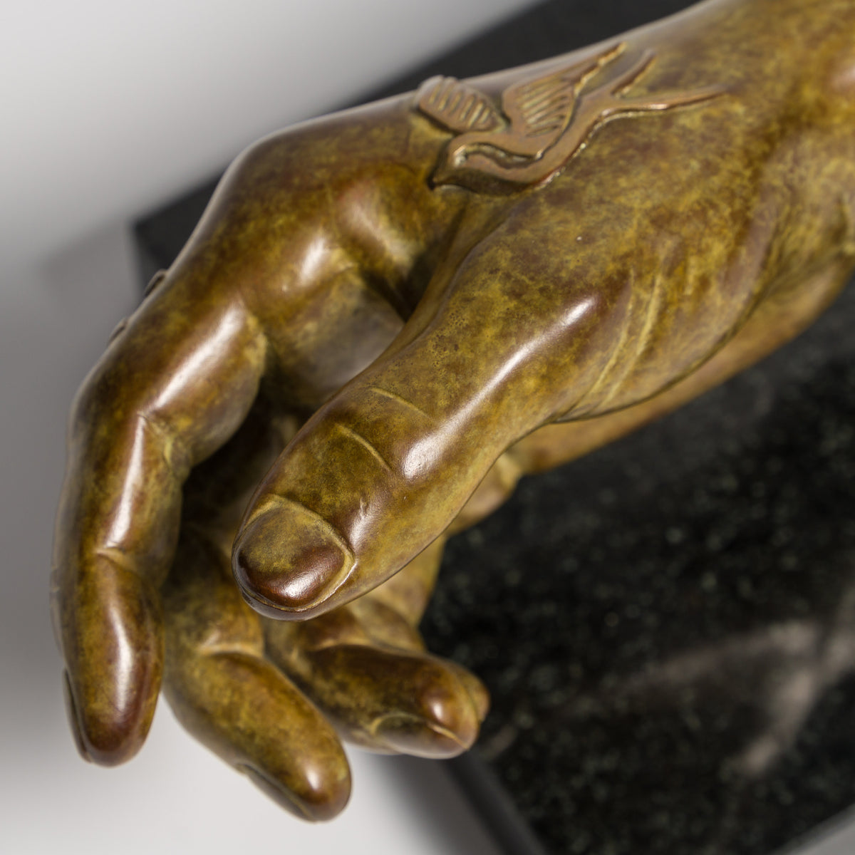 Modern Relic Arm - Timeless