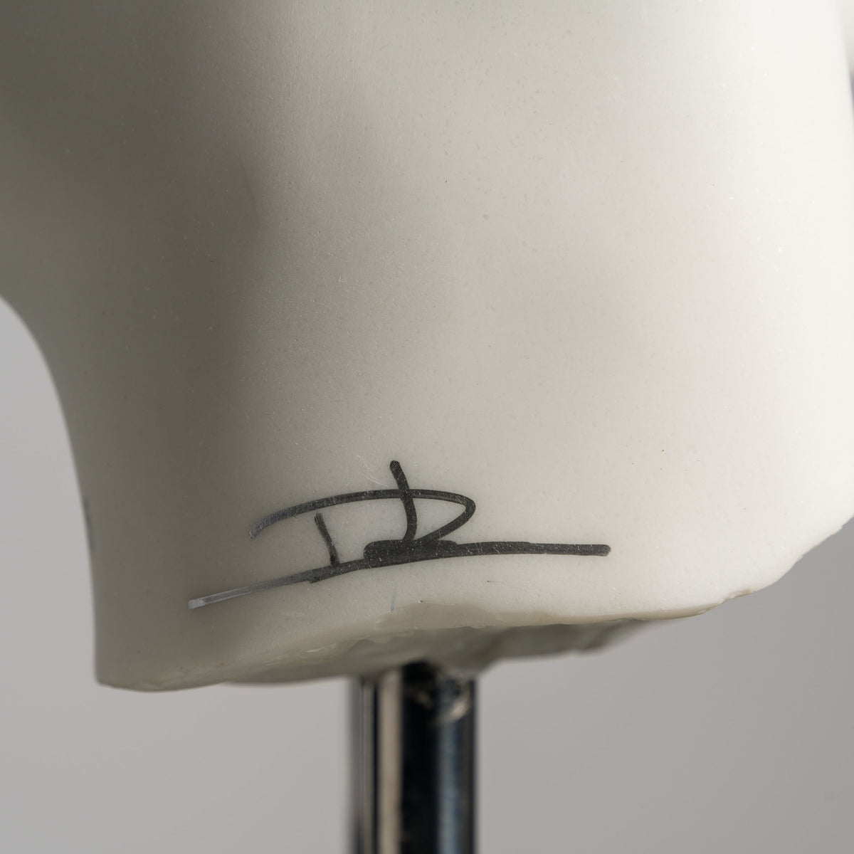 DLN SCU POR 30565 Fallen Angel 12