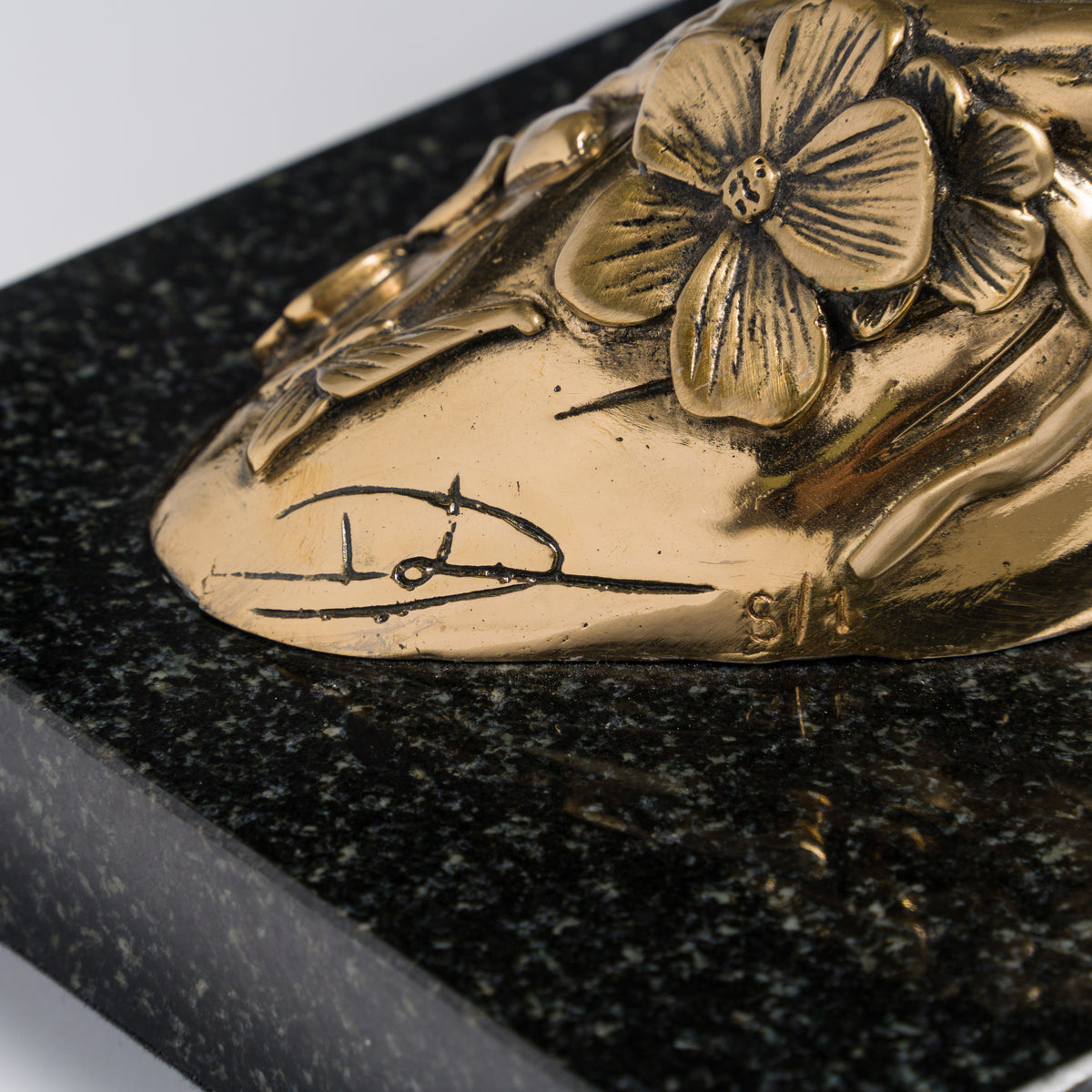 DLN When All is Equal 8