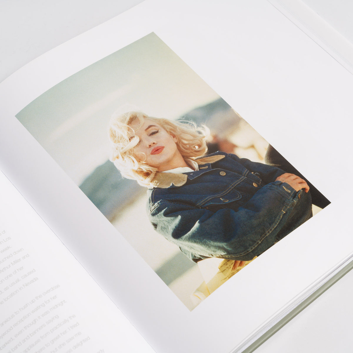 EAR BOO POR 72756 Marilyn LBook (Standard edition) 8