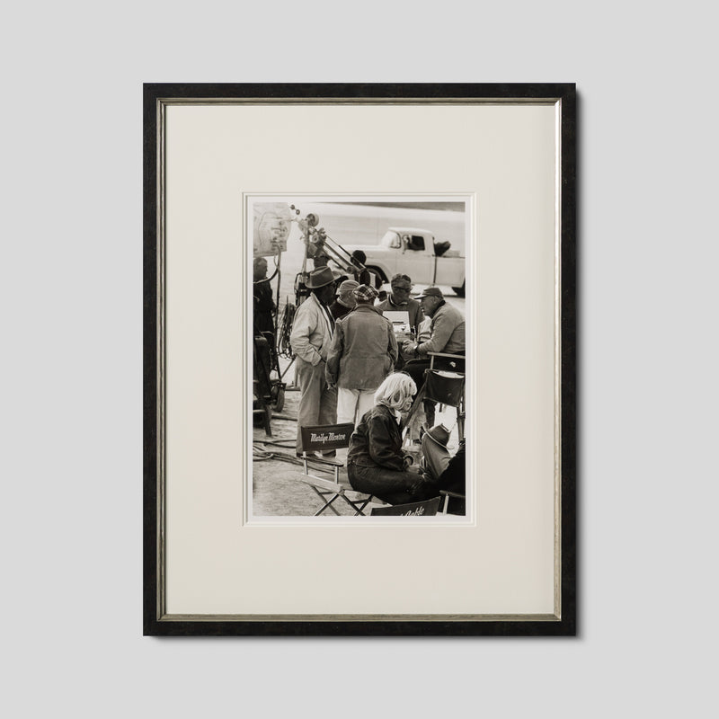 EAR CHATTING ON SET OF THE MISFITS (4A) SML 1