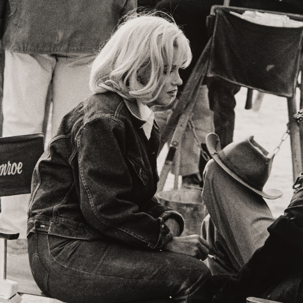 EAR CHATTING ON SET OF THE MISFITS (4B) LRG 4