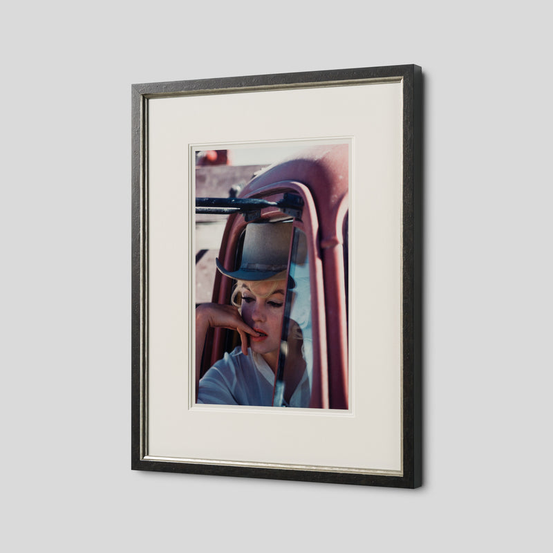 EAR FILMING ON SET OF THE MISFITS (5A) SML 2