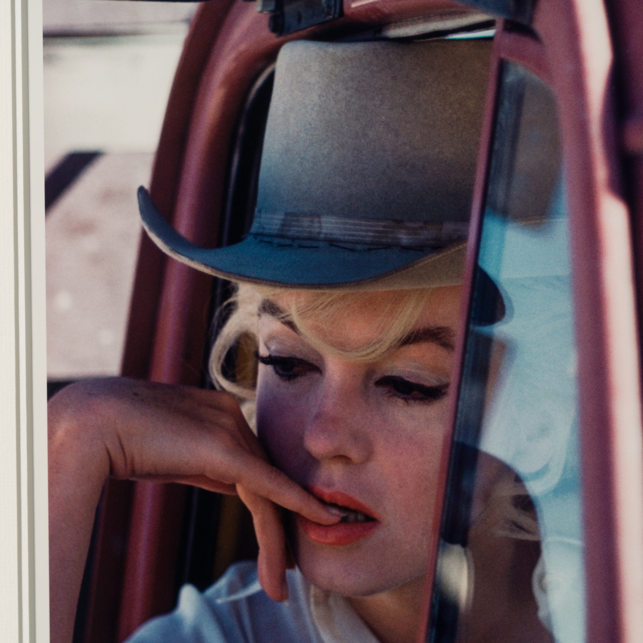 EAR FILMING ON SET OF THE MISFITS (5A) SML 4