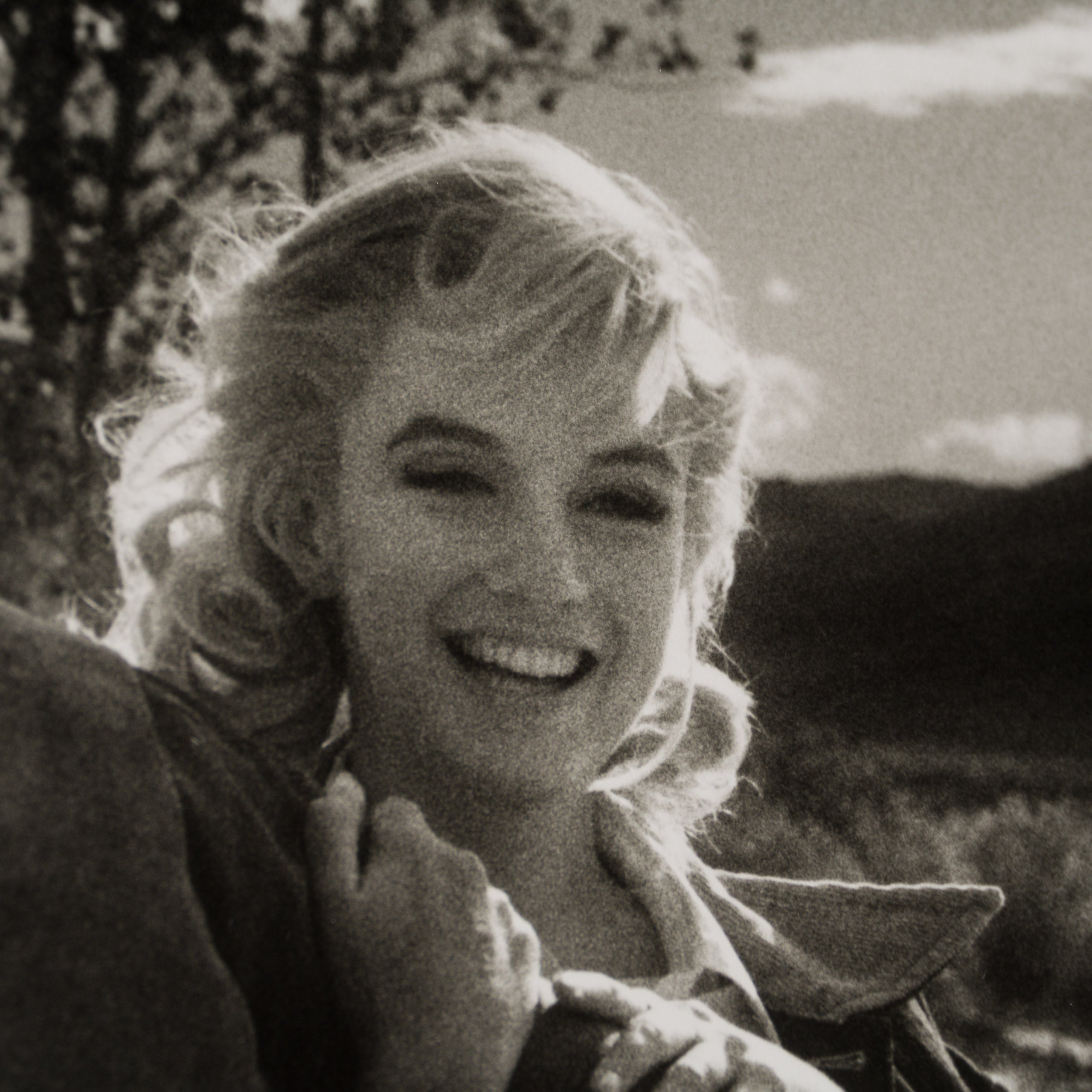 EAR MARILYN LEARNING FROM CLARKE CABLE (10A) 3