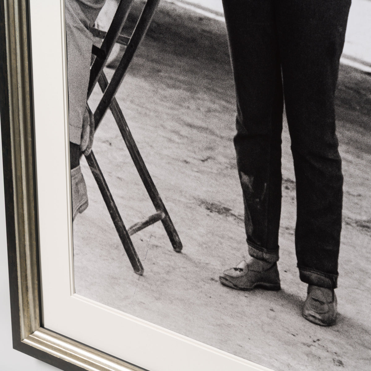 EAR MARILYN LEARNING HER LINES (21B) LRG 6