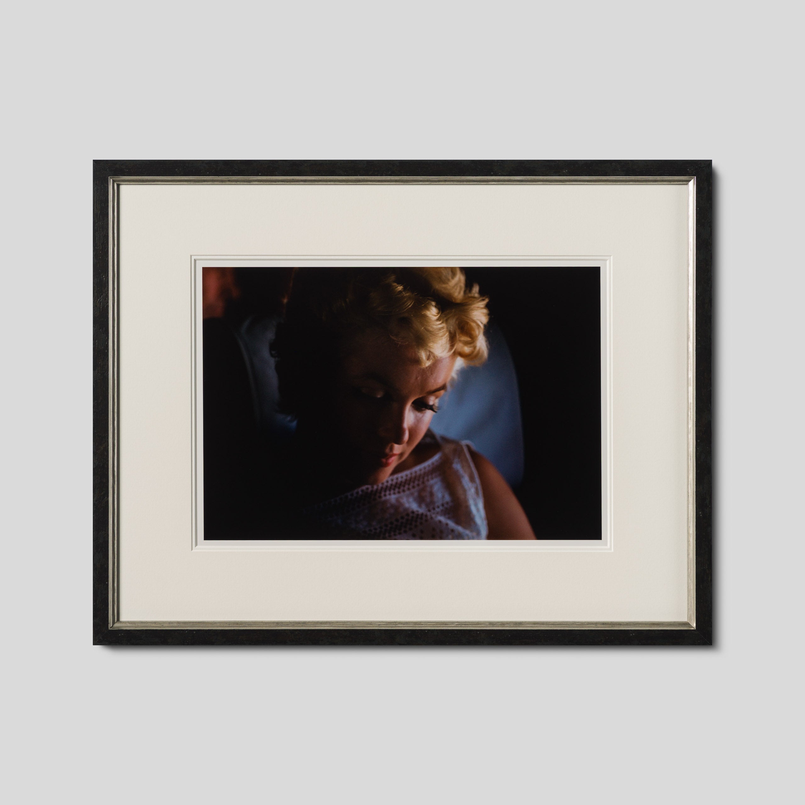 EAR PROMOTIONAL TOUR (6A) COL (SML) 1