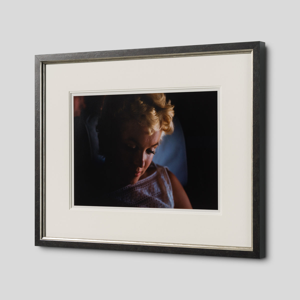 EAR PROMOTIONAL TOUR (6A) COL (SML) 2