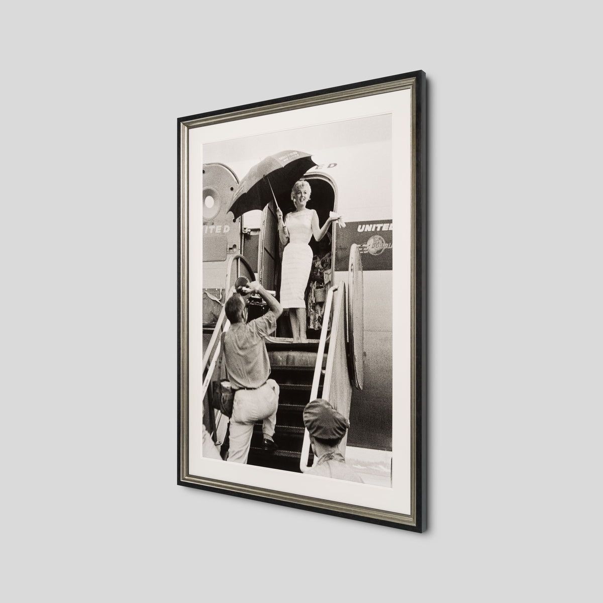 EAR PROMOTIONAL TOUR, ILLINOIS (1B) LRG 2