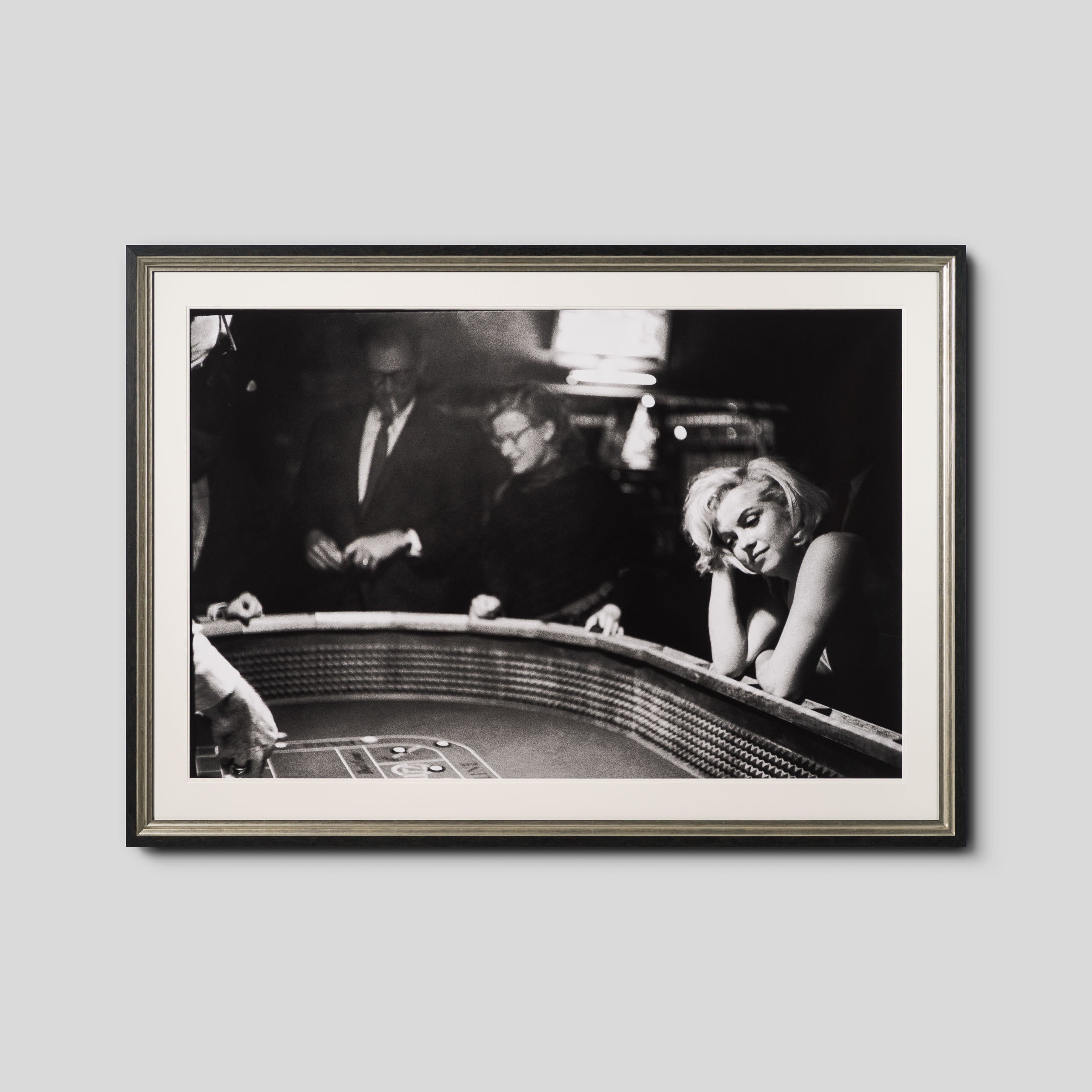 EAR THE CAST & CREW AT THE CASINO (22B) LRG 1 (1)