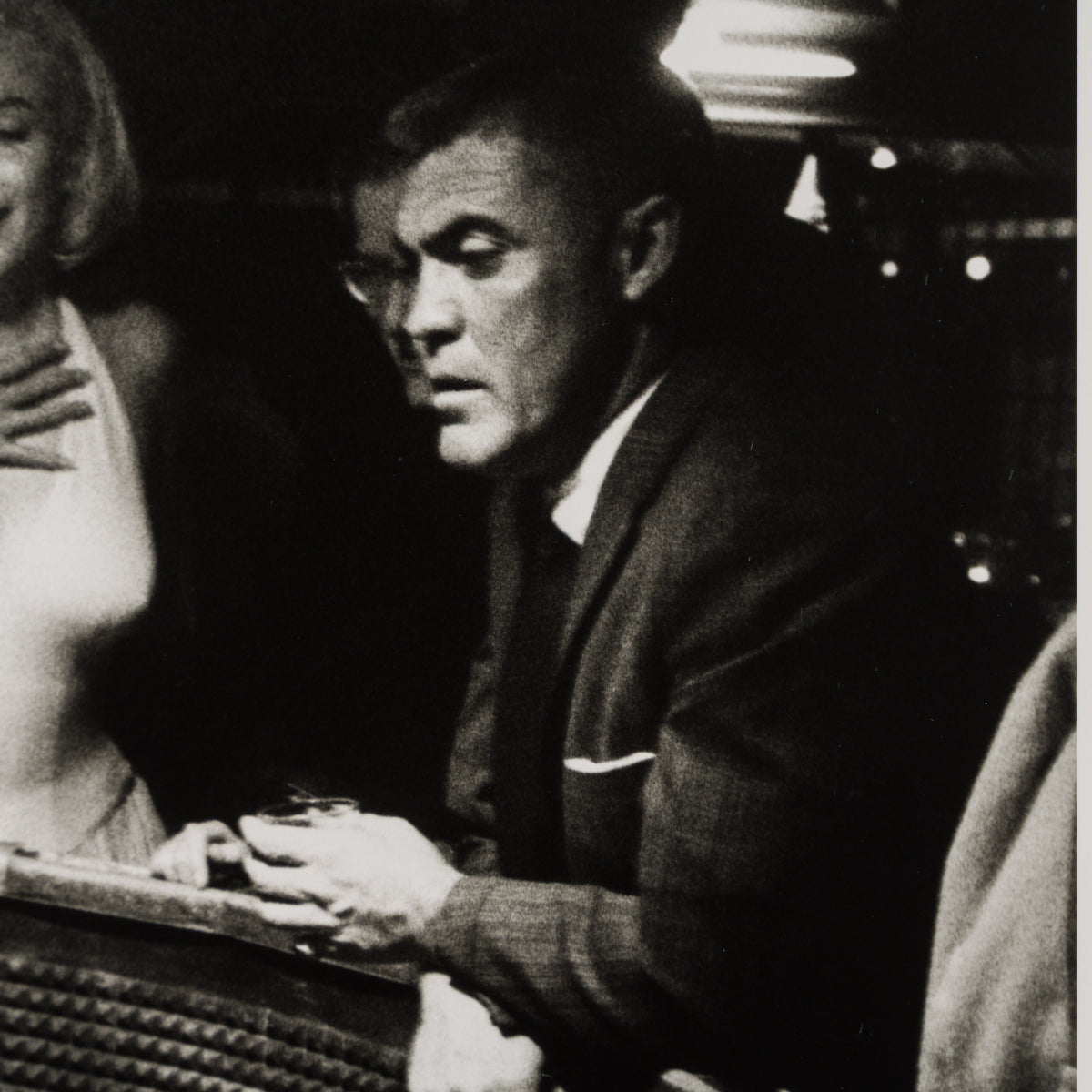 EAR THE CAST & CREW VISIT CASINO (17A) SML 5