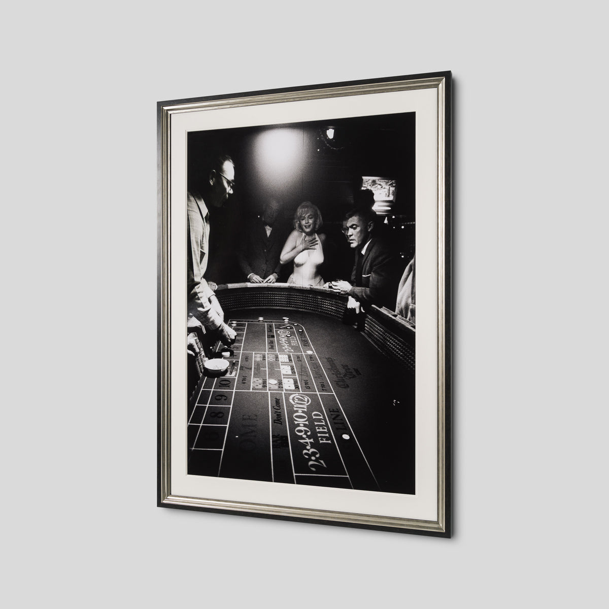 EAR THE CAST & CREW VISIT CASINO (17B) LRG 2