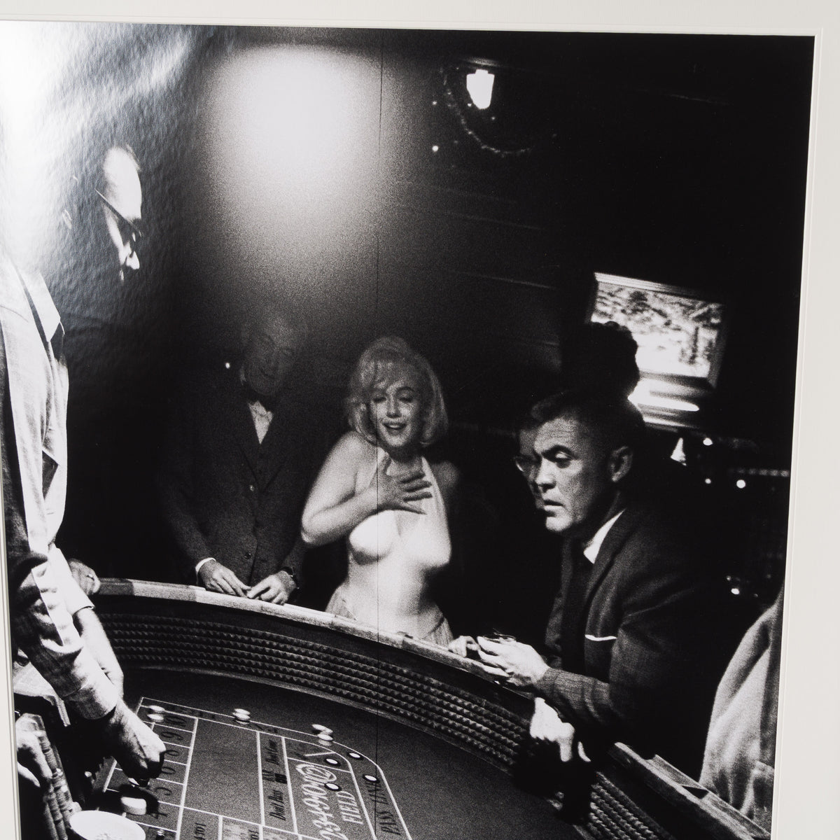 EAR THE CAST & CREW VISIT CASINO (17B) LRG 5