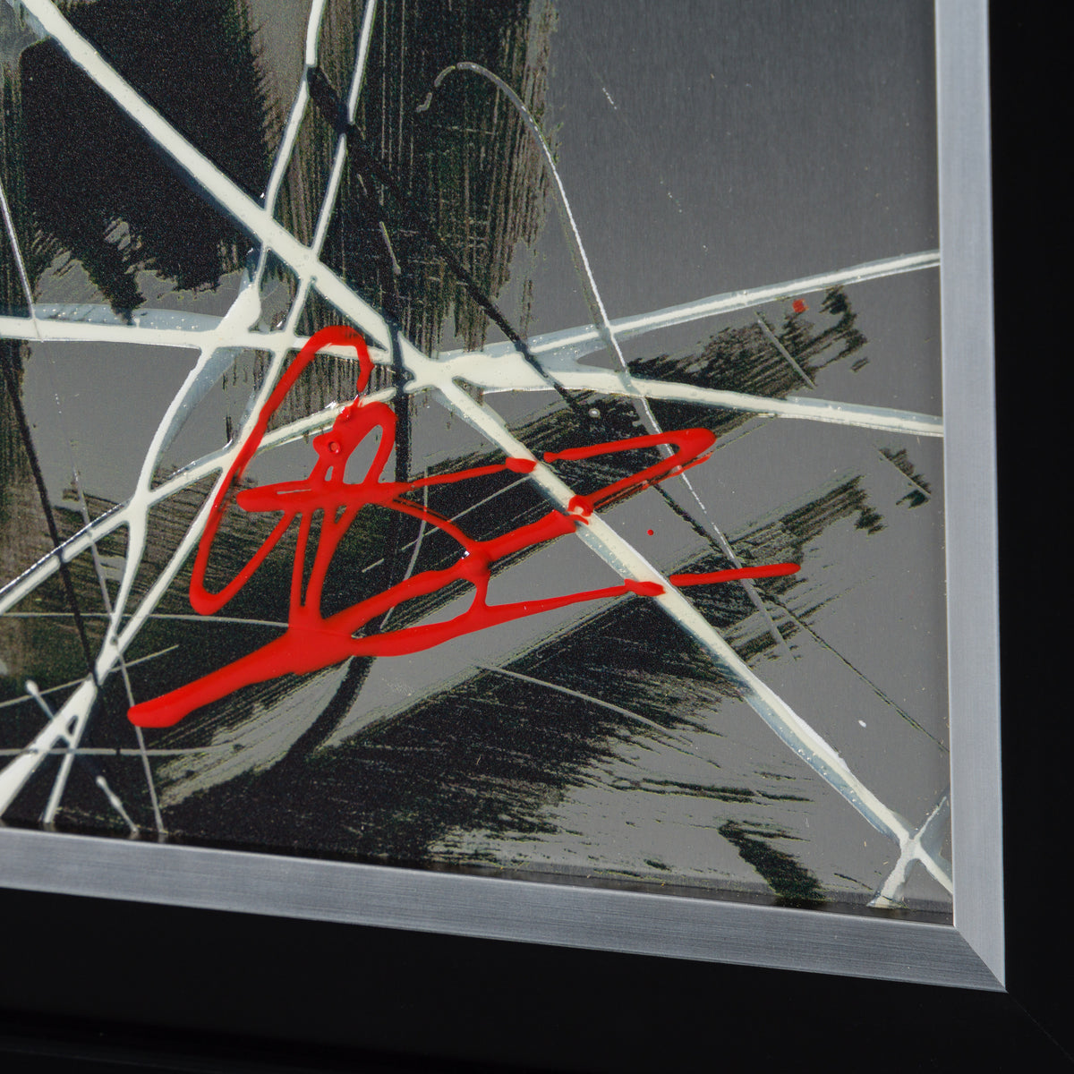 EGR SLE POR 11449 5 Struck By Love