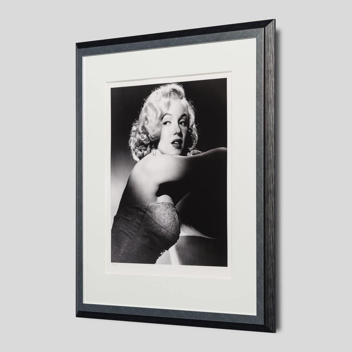 EWC SLE POR 98294 2 Studio Shot, 1948