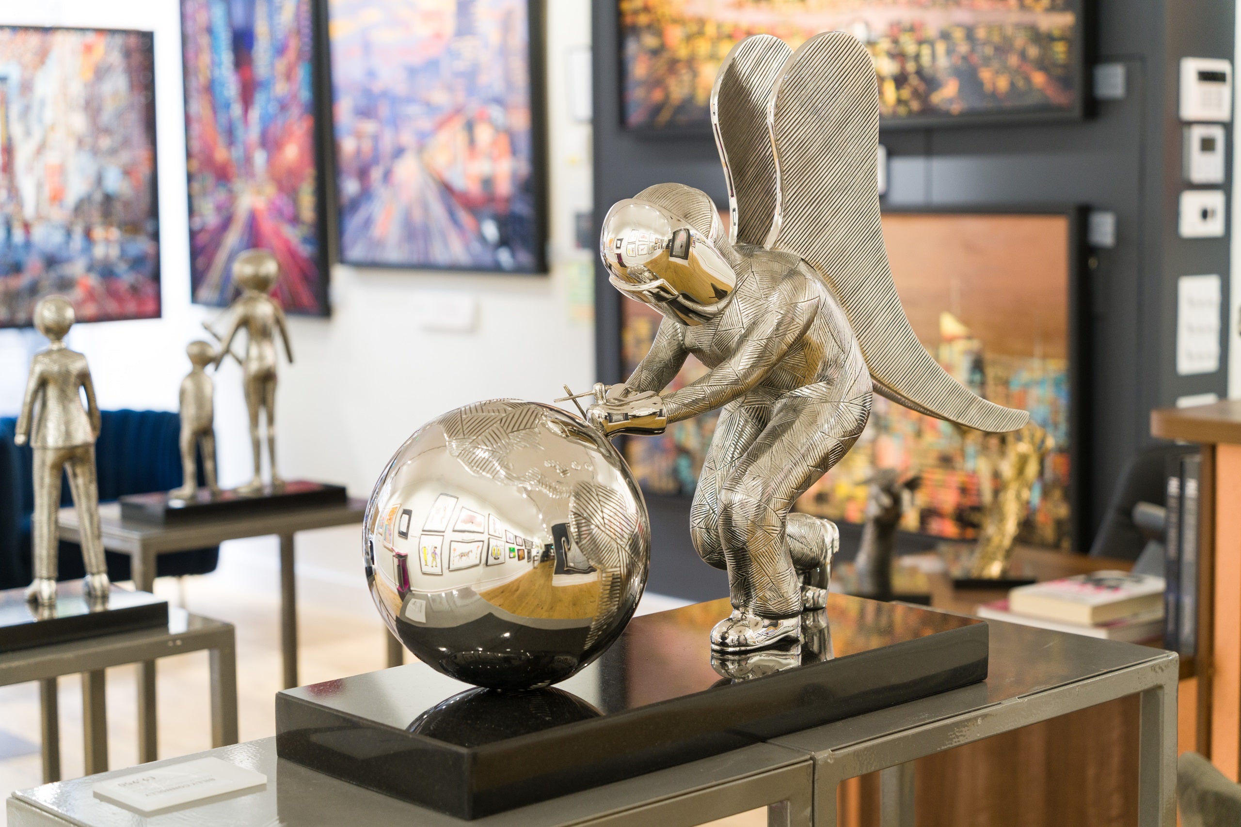 Product image 3 for billy-connolly-and-on-monday-god-made-the-world-sculpture