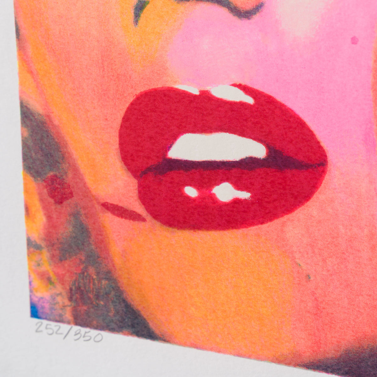 JGI SIL POR 17638 Mini Marilyn 2 6