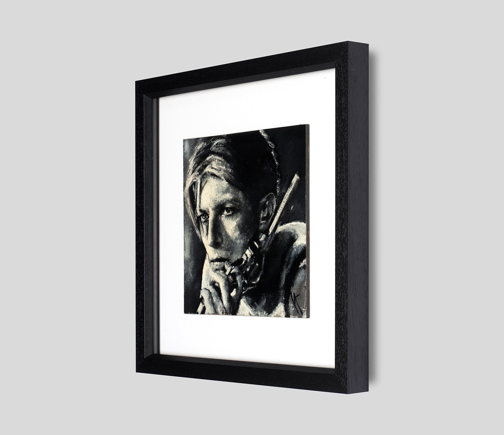 JJO ORI POR 28645 2 The Man Who Fell To Earth