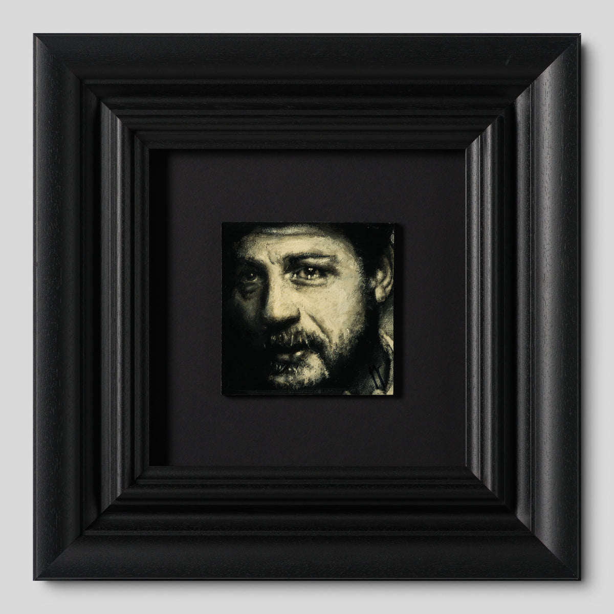 JJO ORI POR 31814 Tom Hardy 1