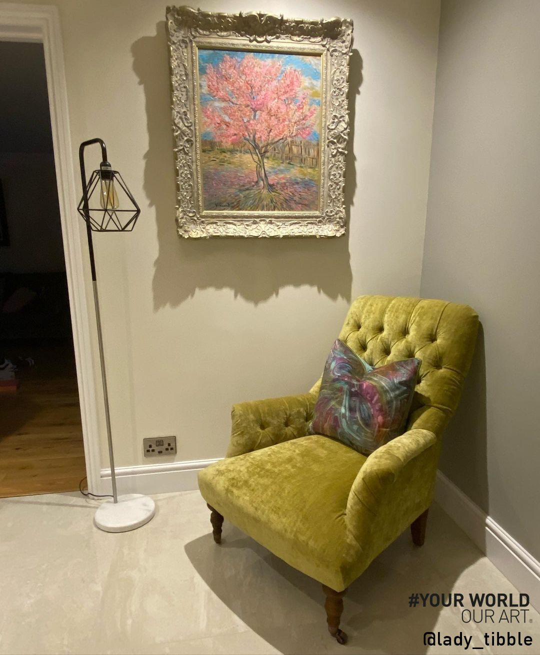 Lady tibble Instagram JMY oct2020