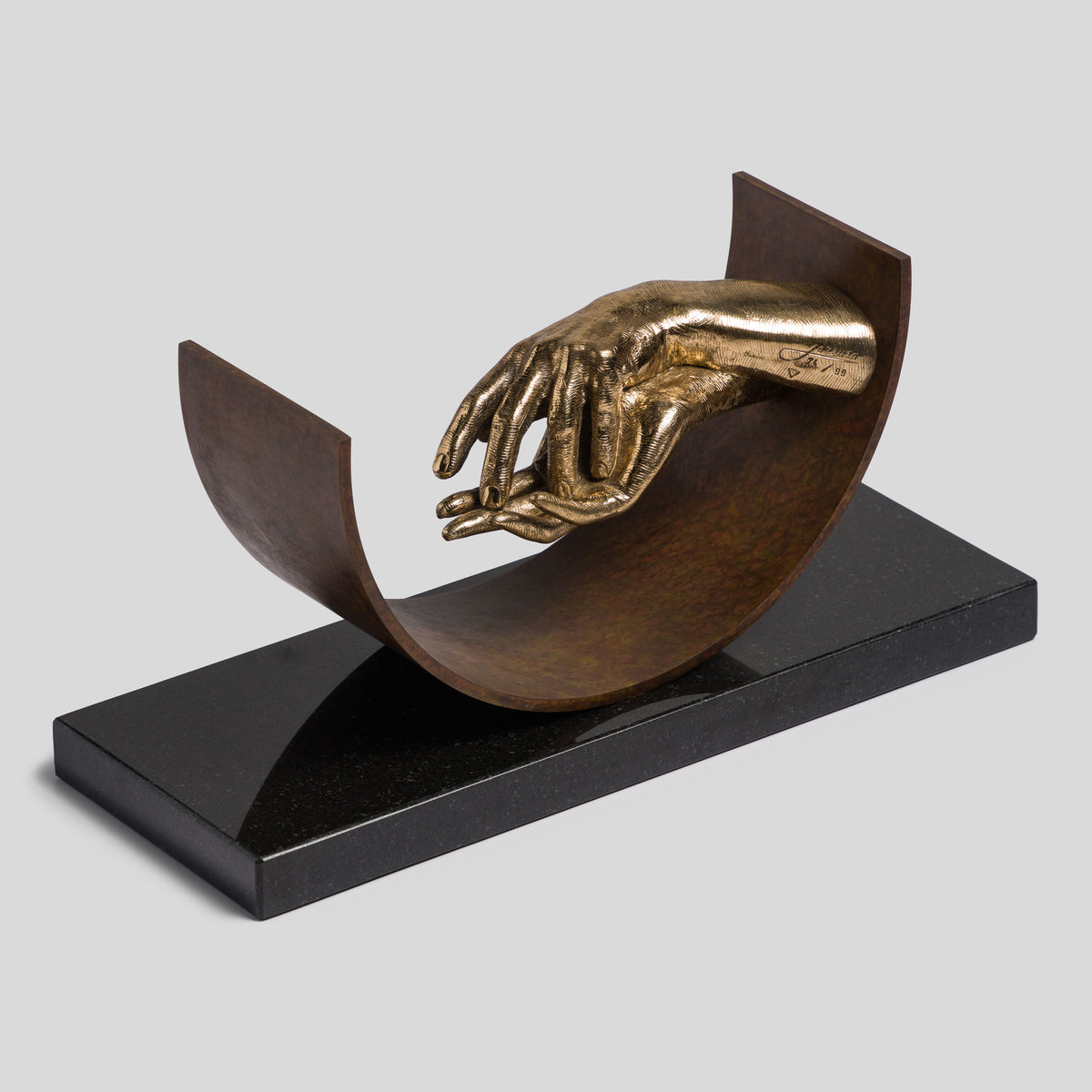 LQU SCU POR 95333 LS ETERNAL LOVE (BRONZE) (30CM) 3