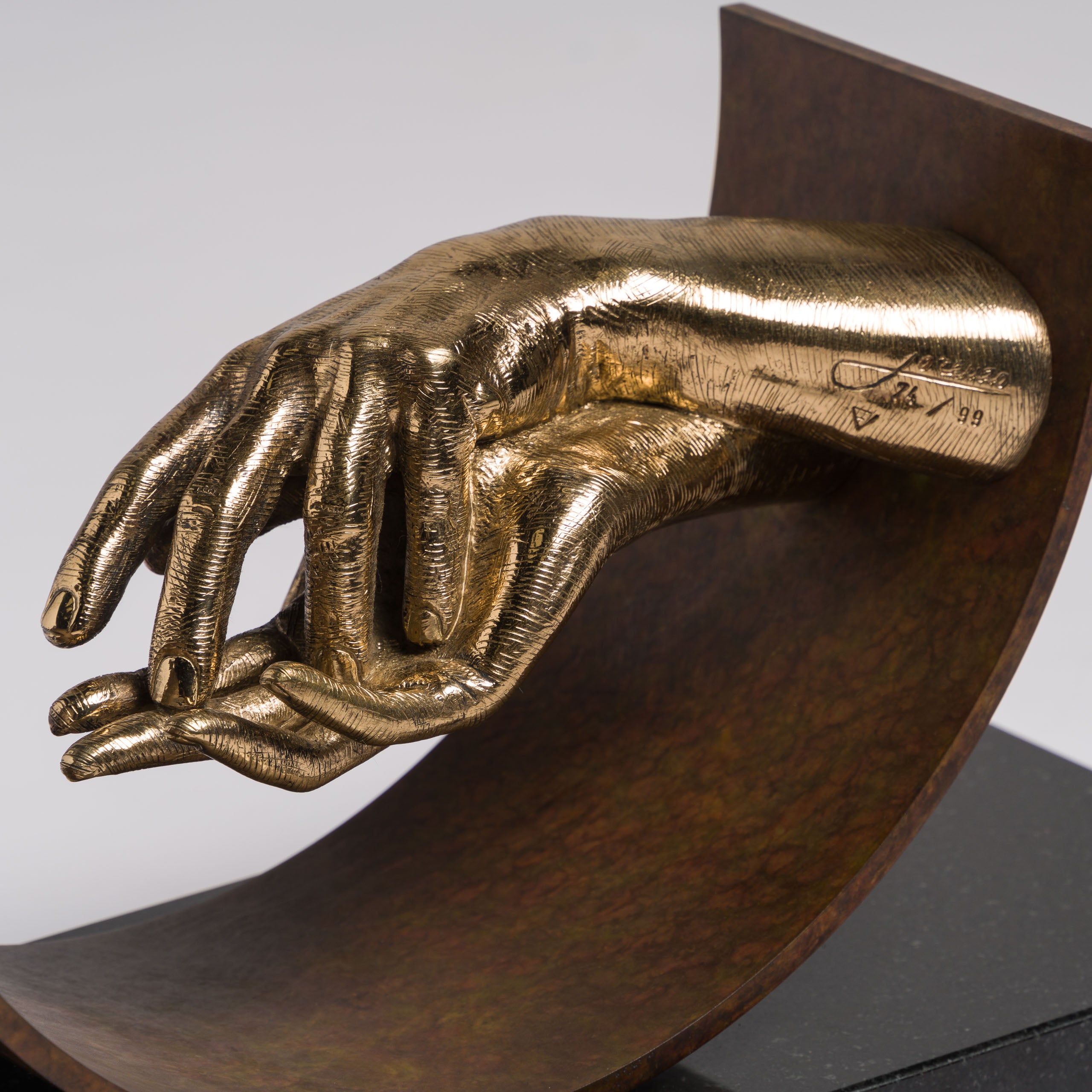 LQU SCU POR 95333 LS ETERNAL LOVE (BRONZE) (30CM) 7