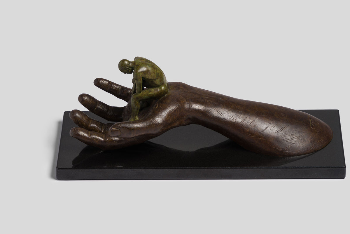 LQU SCU POR 95339 THE HAND OF GOD (BRONZE) (40CM) 1
