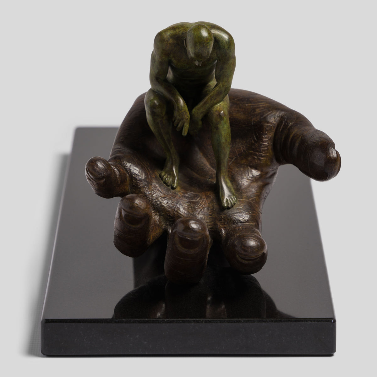 LQU SCU POR 95339 THE HAND OF GOD (BRONZE) (40CM) 3