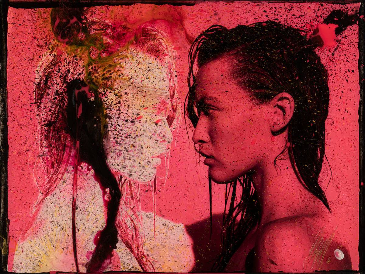 MAZ ORI POR 08483 2 Magenta Ghost