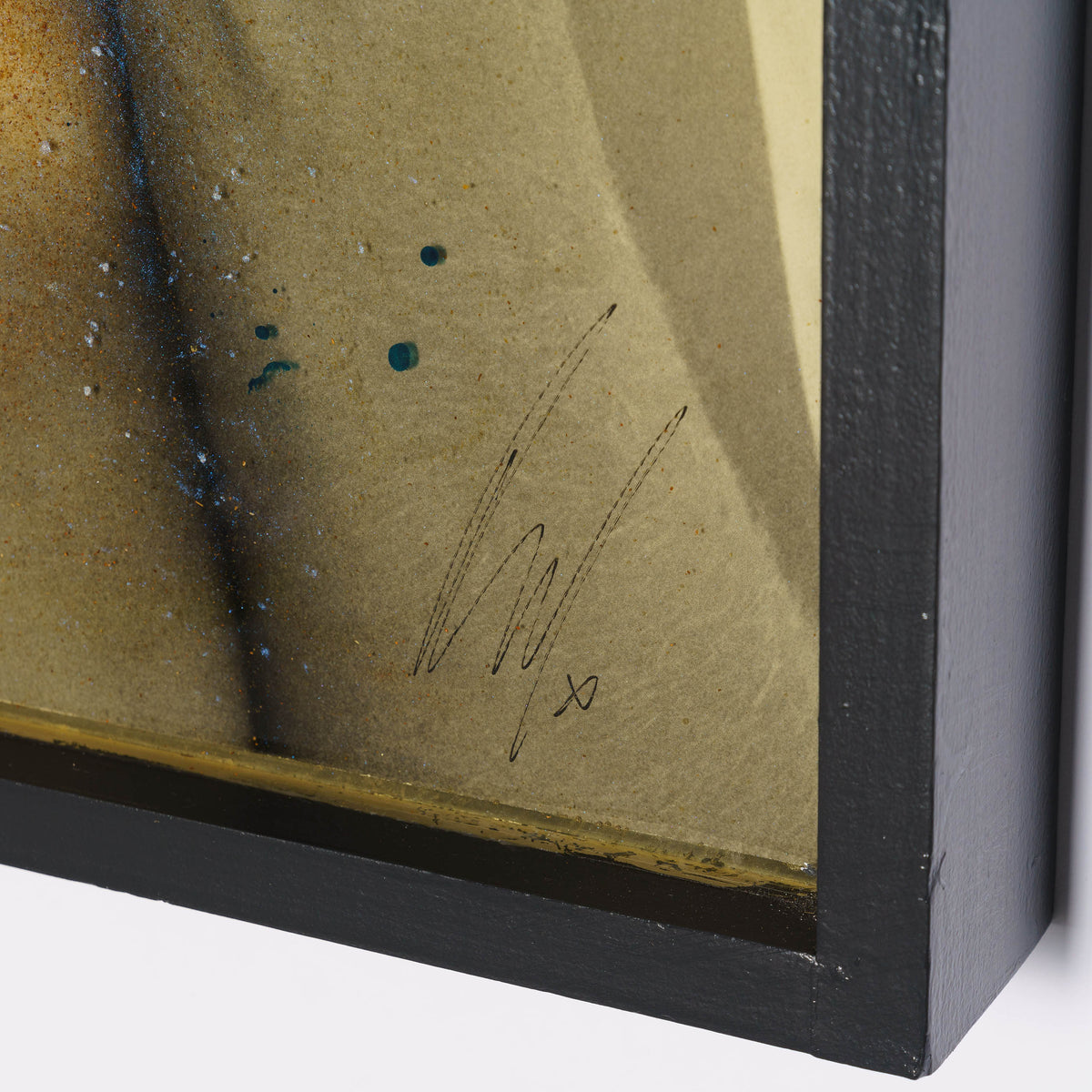 MAZ ORI POR 08483 6 Magenta Ghost