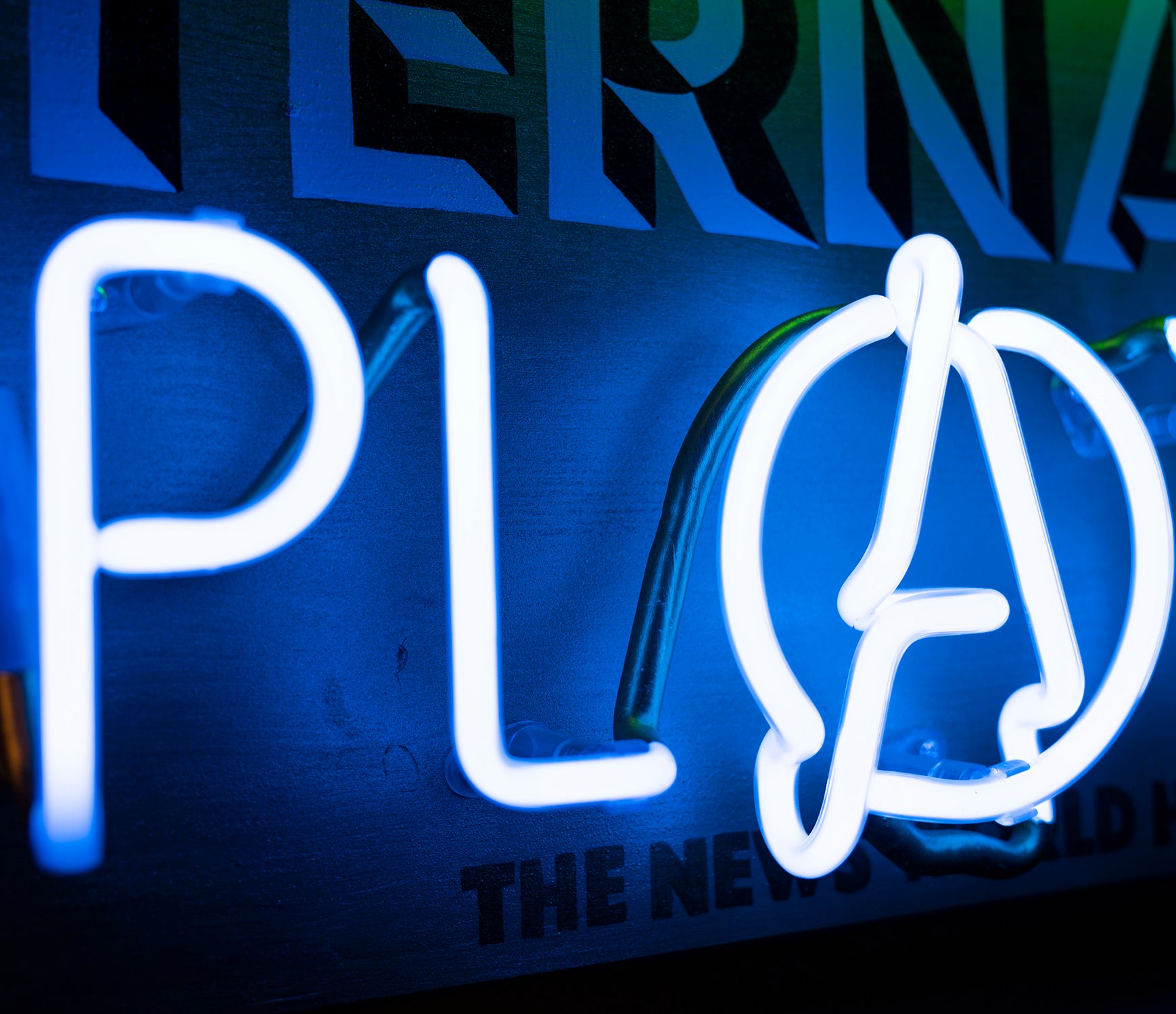 MSL ORI POR 25608 05 Playboys (Multi Coloured Neon)