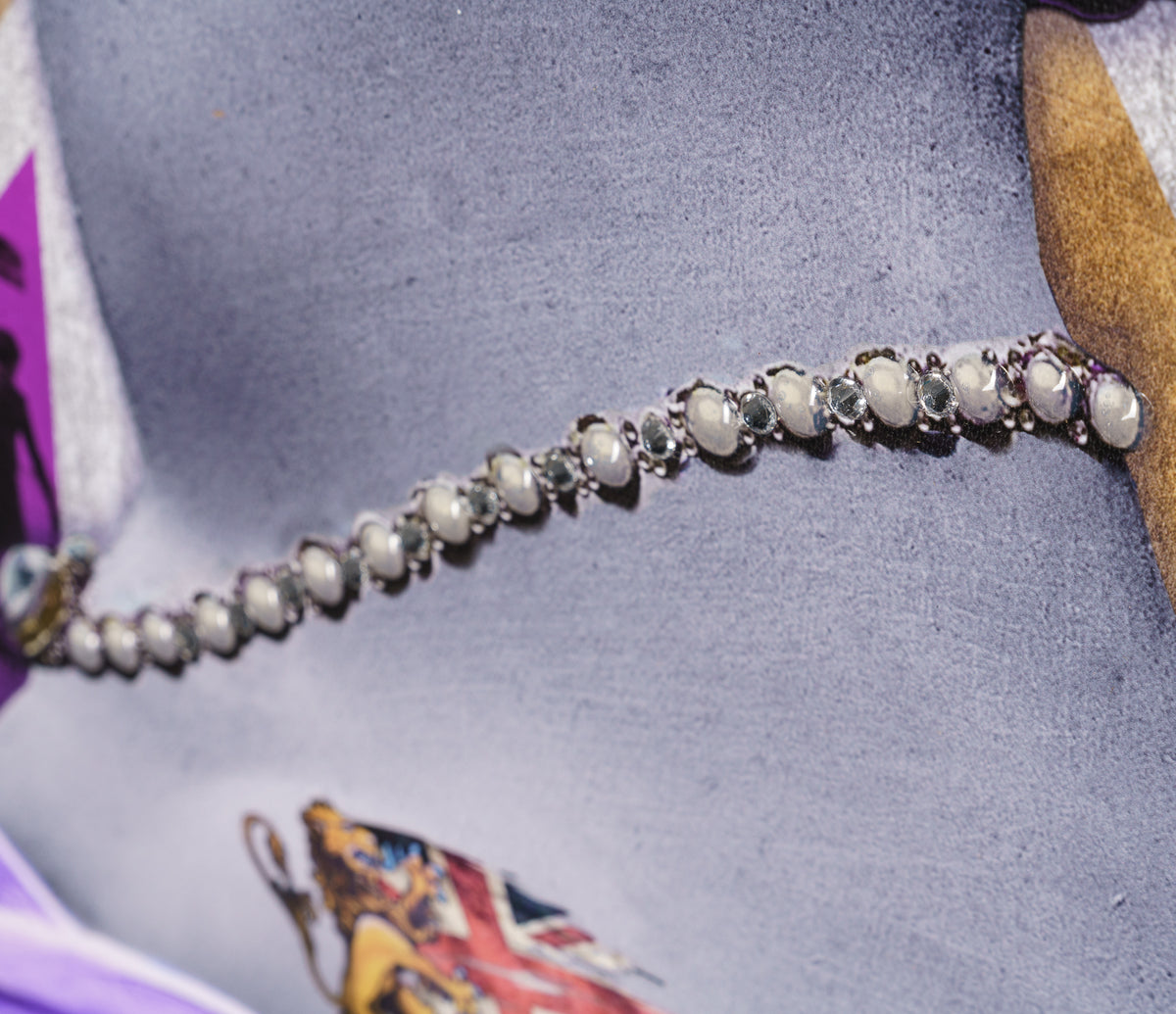 MSL SLE POR 27927 10a Violet Magenta Headlines Queen