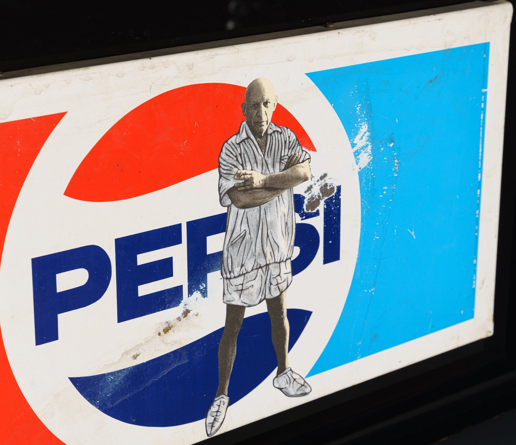 PAK ORI POR 10662 6 Picasso Stands On Pepsi